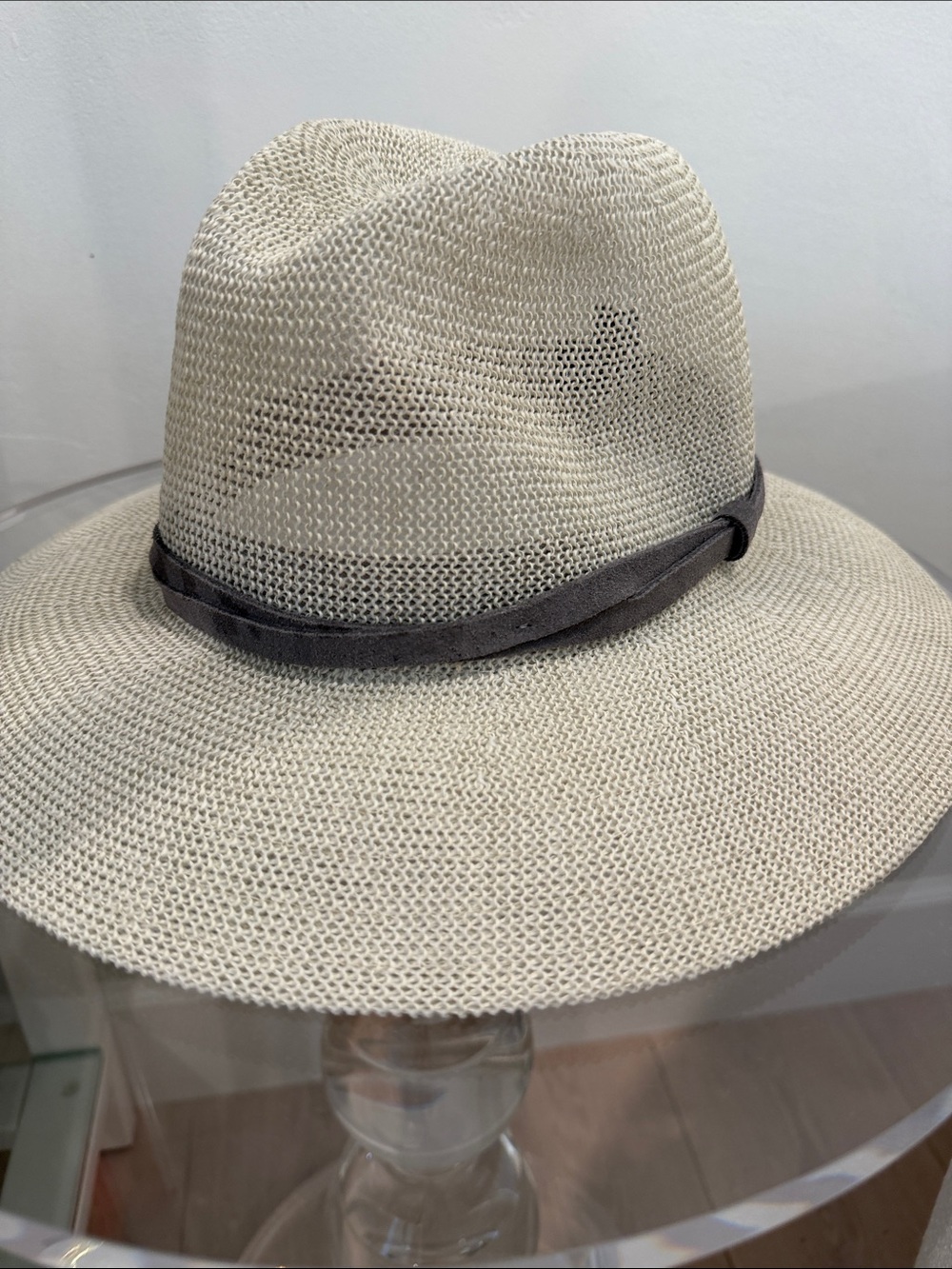 Wyeth Women’s Light Grey Hat One Size